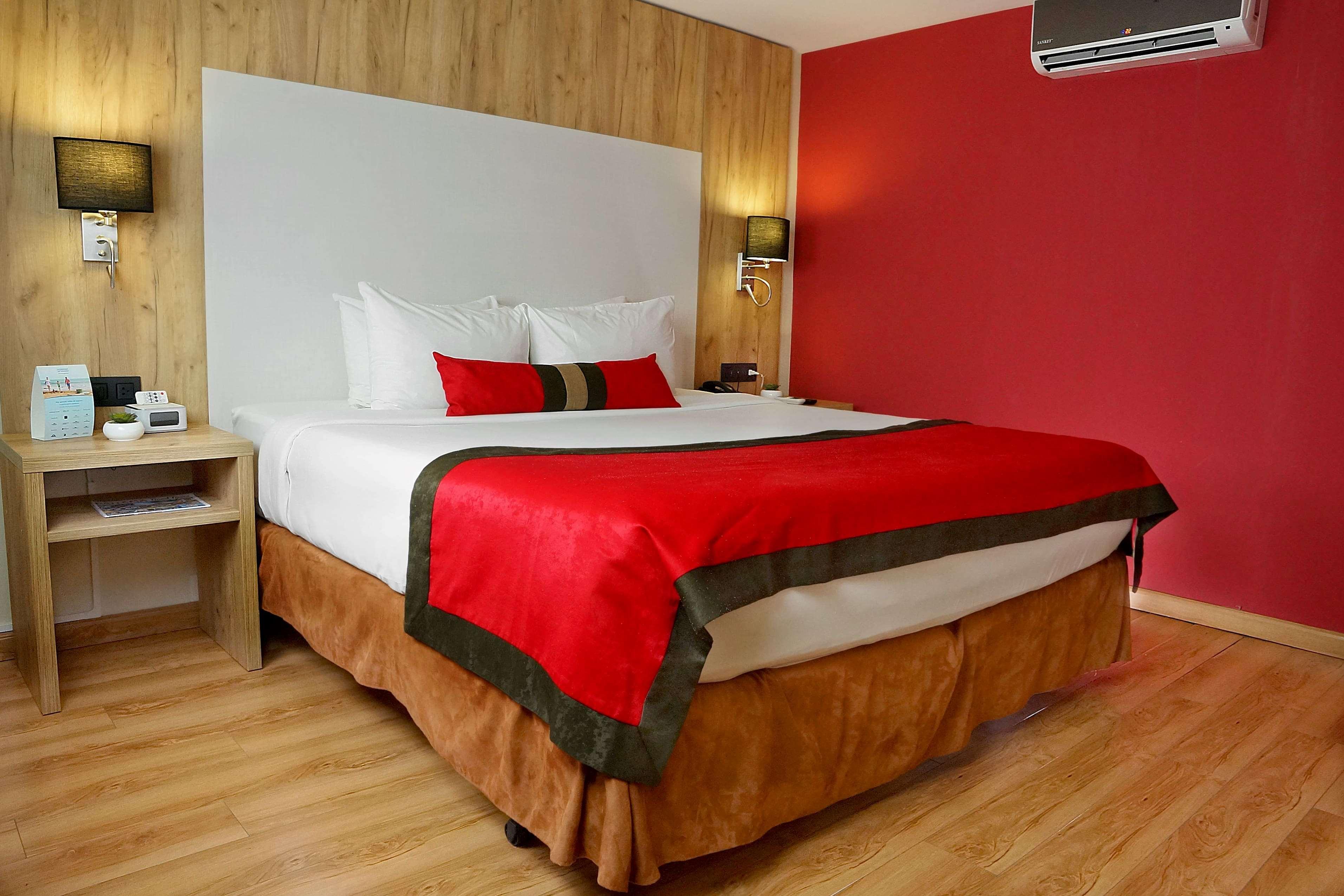 מלון Ramada By Wyndham Panama Via Argentina מראה חיצוני תמונה