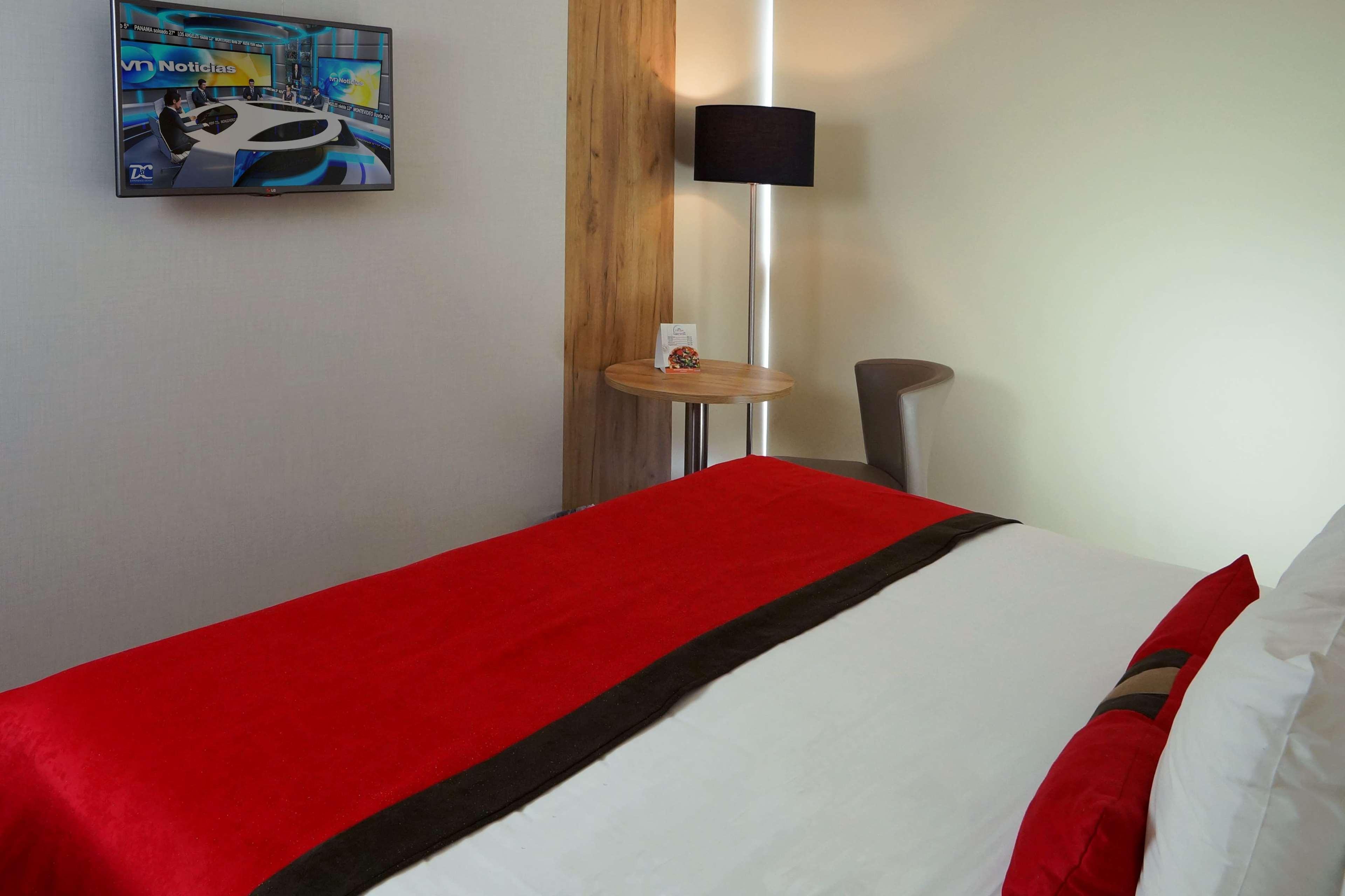 מלון Ramada By Wyndham Panama Via Argentina מראה חיצוני תמונה