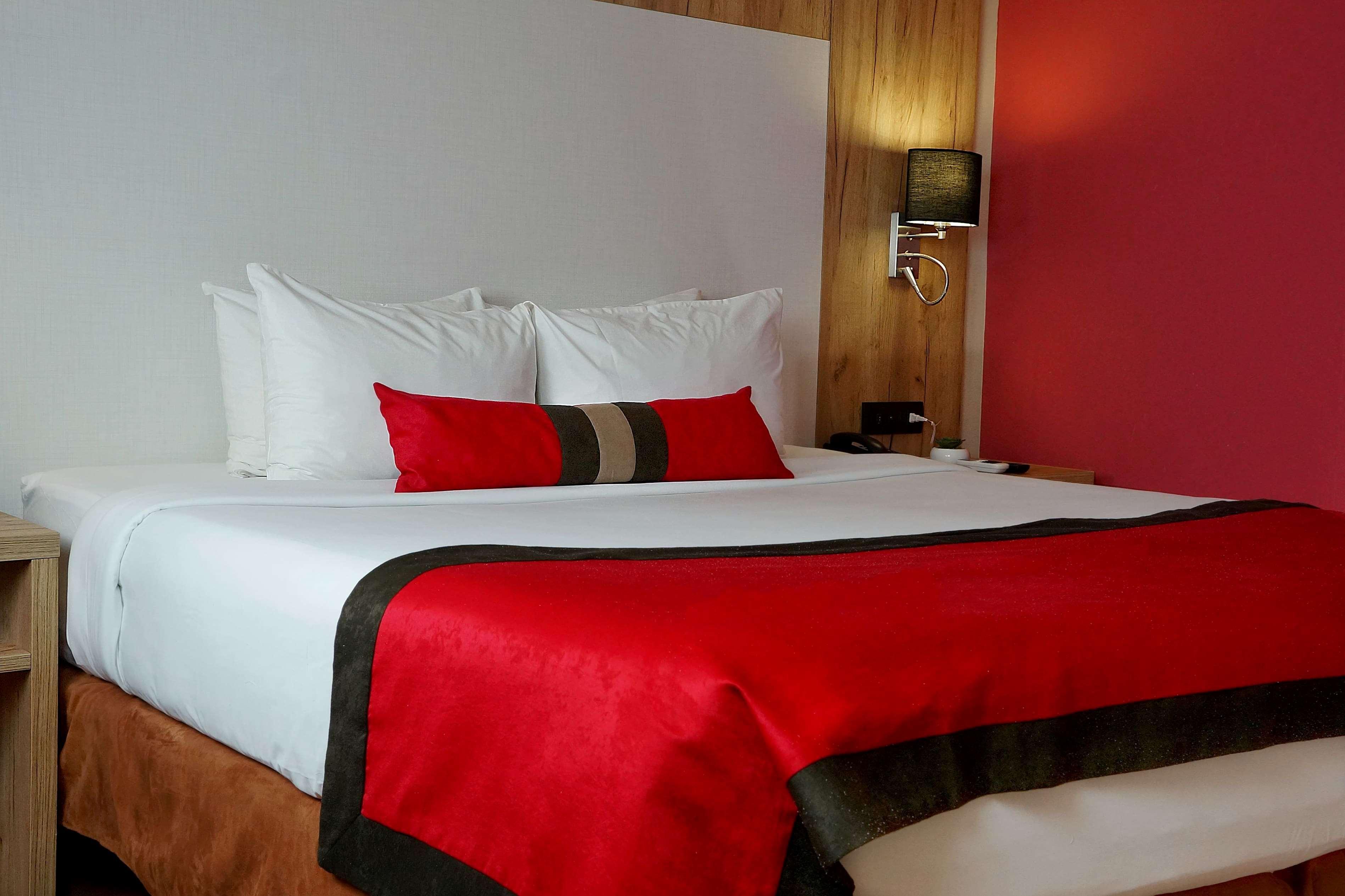 מלון Ramada By Wyndham Panama Via Argentina מראה חיצוני תמונה