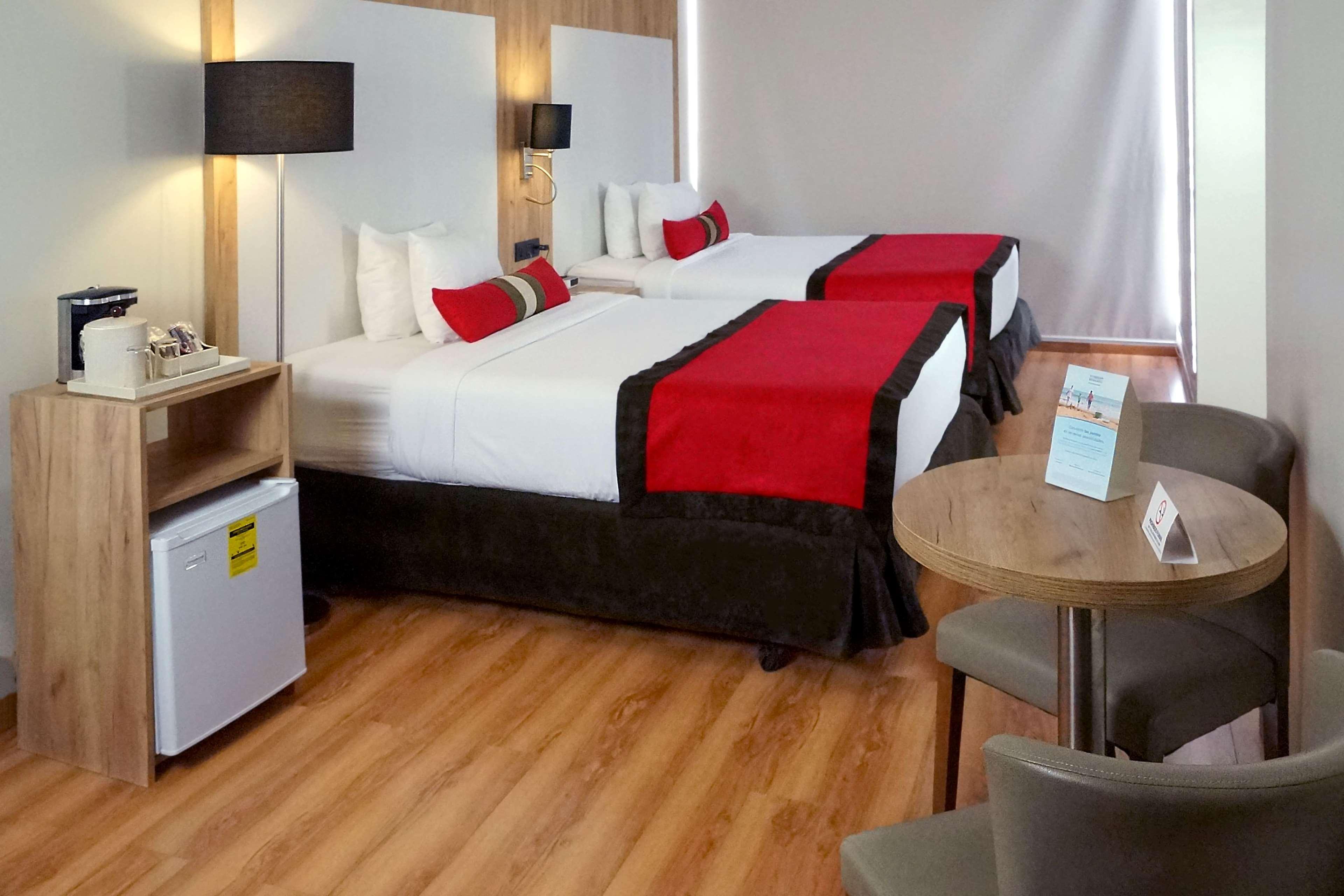 מלון Ramada By Wyndham Panama Via Argentina מראה חיצוני תמונה