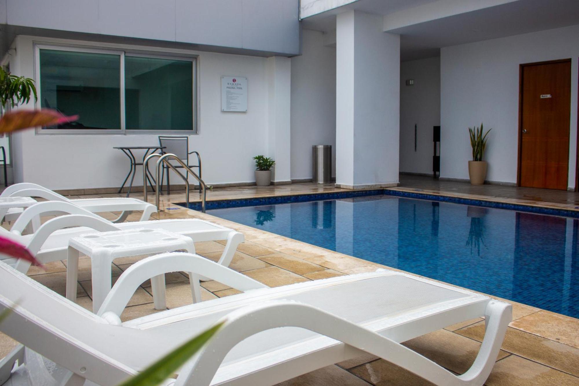 מלון Ramada By Wyndham Panama Via Argentina מראה חיצוני תמונה