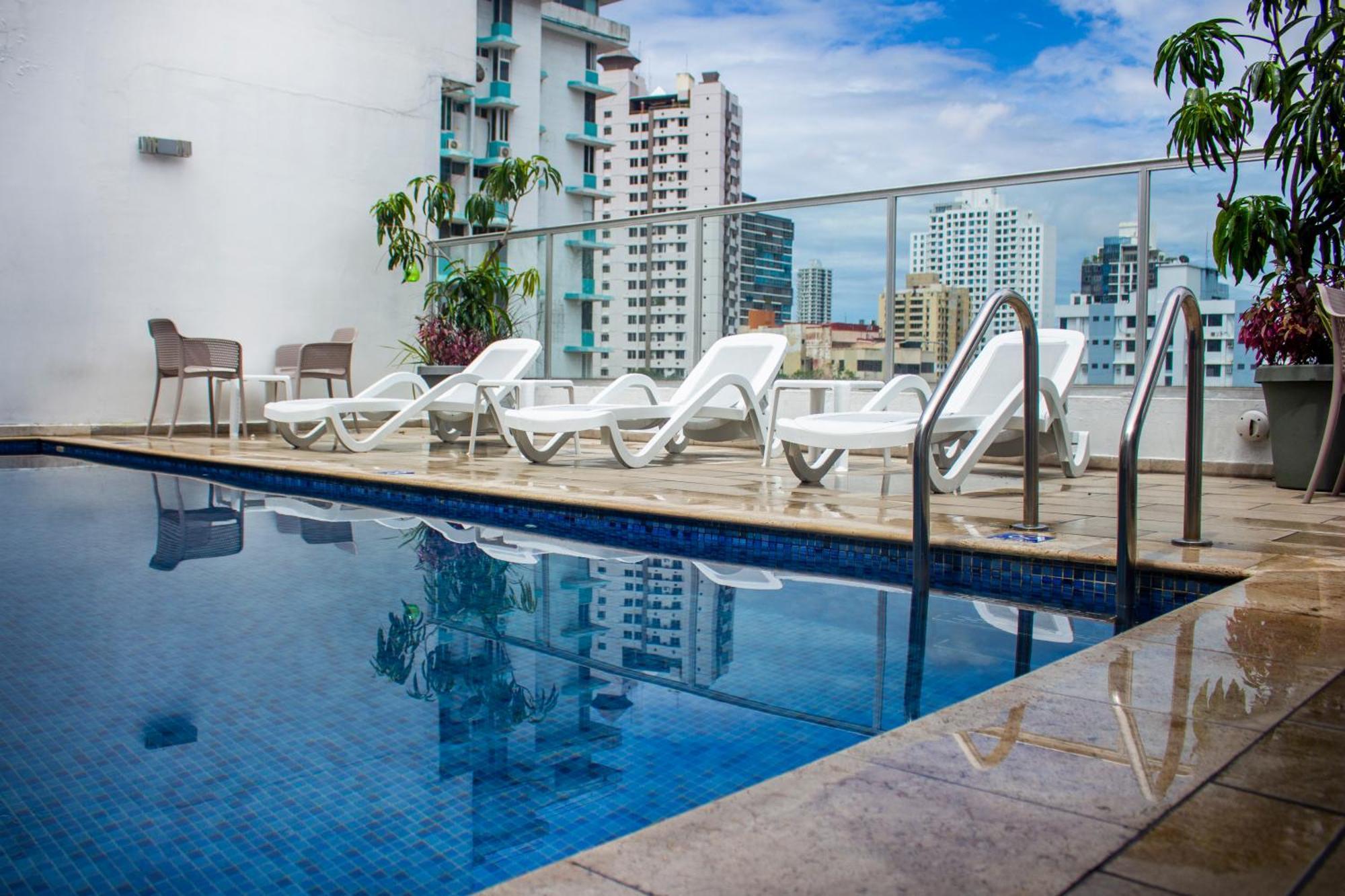 מלון Ramada By Wyndham Panama Via Argentina מראה חיצוני תמונה