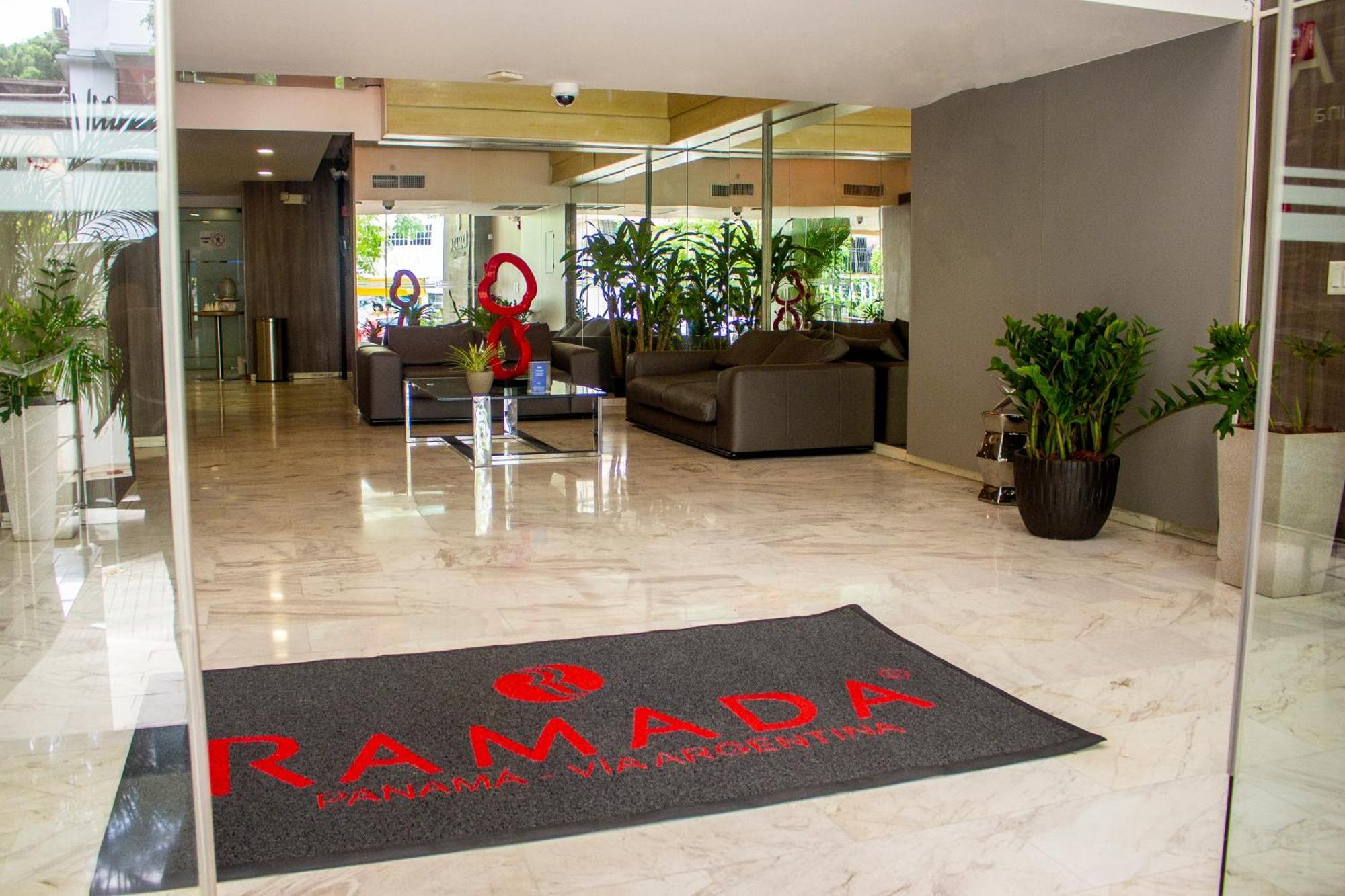 מלון Ramada By Wyndham Panama Via Argentina מראה חיצוני תמונה