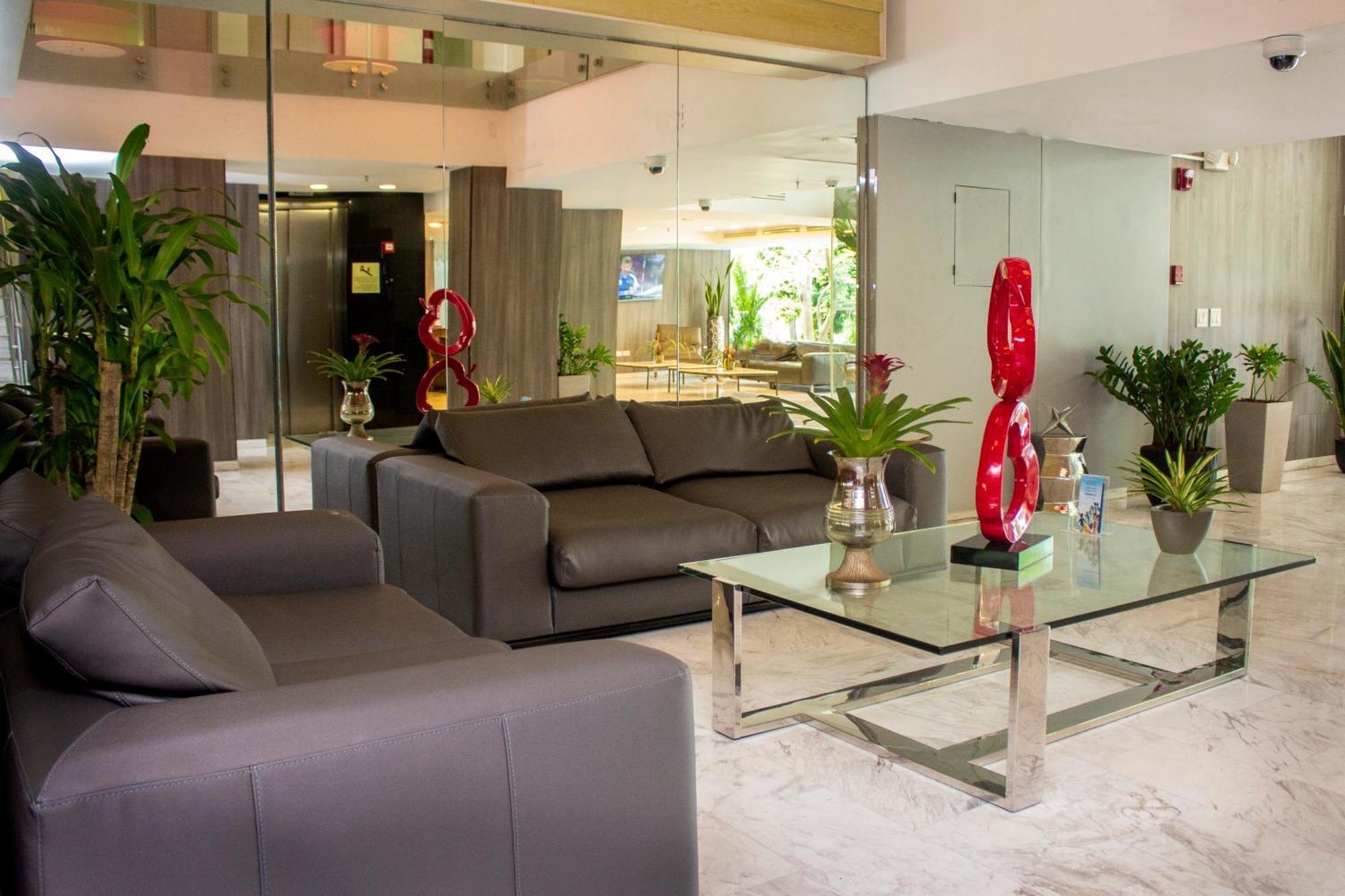 מלון Ramada By Wyndham Panama Via Argentina מראה חיצוני תמונה